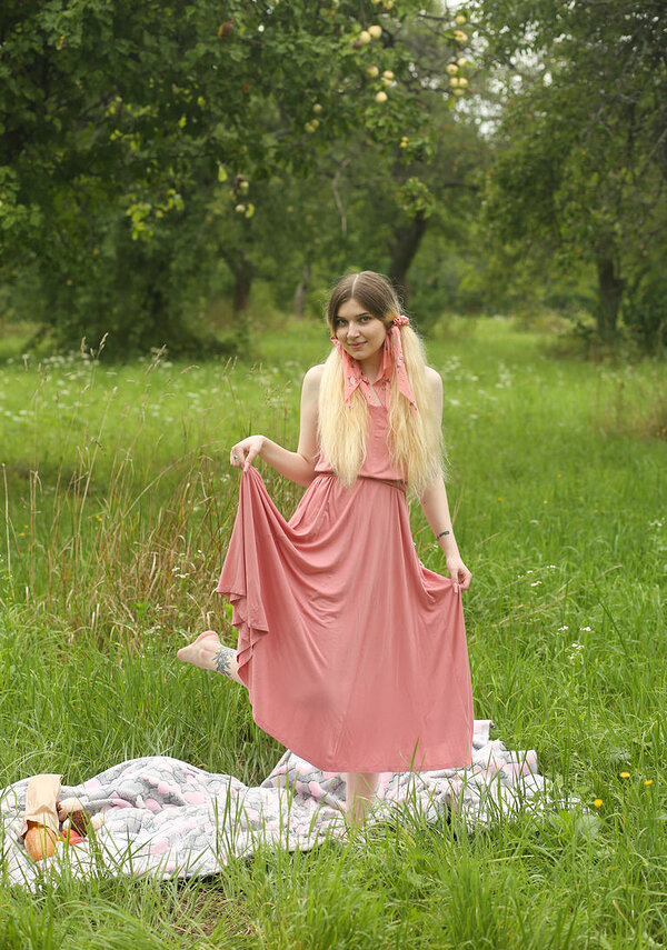 Яна, 25